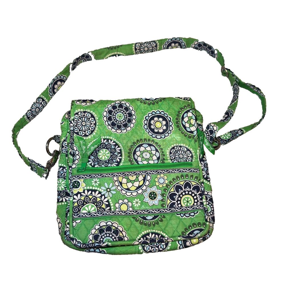 Vera Bradley Bag Green Mailbag Crossbody Cupcake Quilted Floral Retired Purse